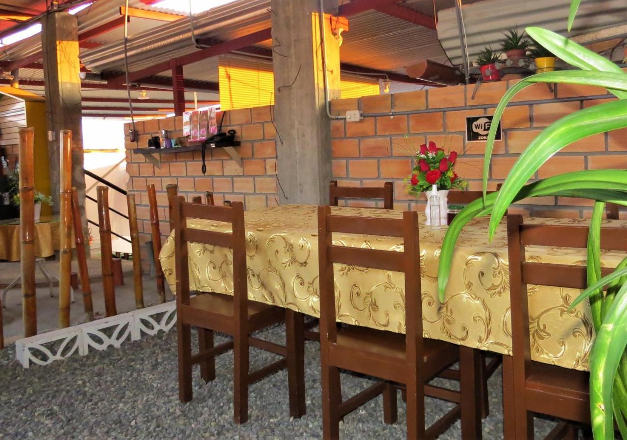 Flor Del Valle Posada Tarapoto Exterior foto